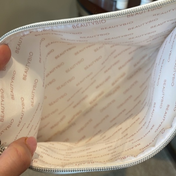 Beauty bio travel the balance/ the perfector bundle with pouch - Picture 10 of 10